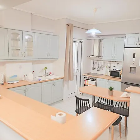 Apartment Summer Breeze In Kalamata